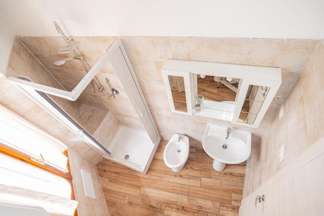 Valery Apartments ألغيرو المظهر الخارجي الصورة