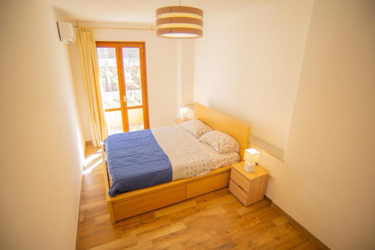 Valery Apartments ألغيرو المظهر الخارجي الصورة