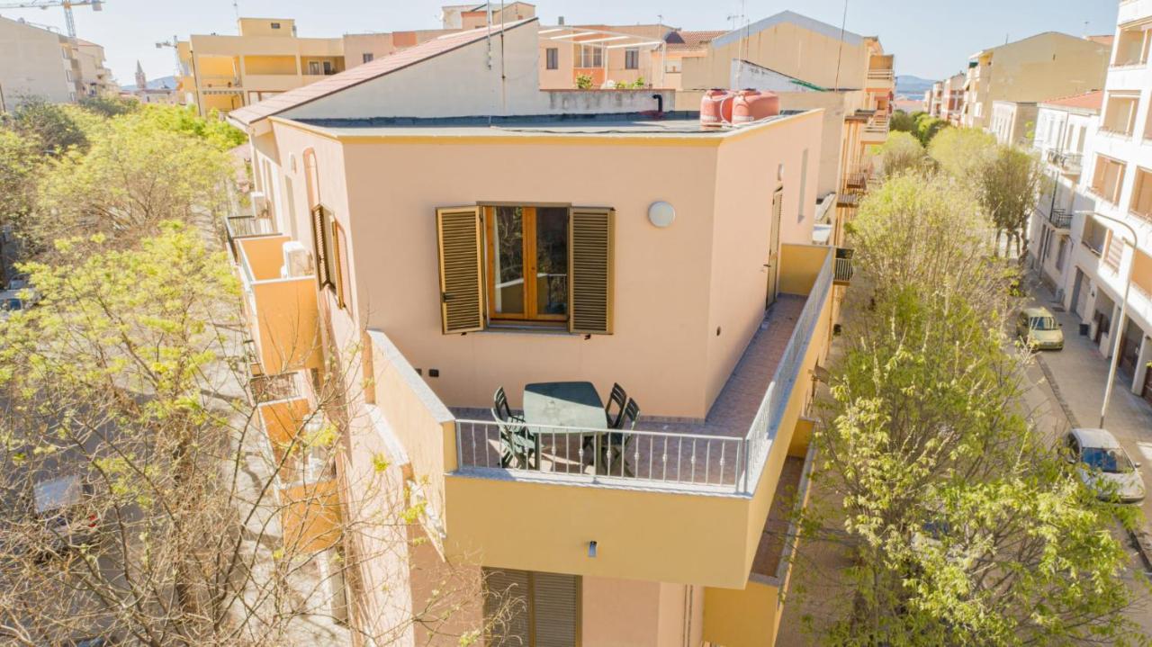 Valery Apartments ألغيرو المظهر الخارجي الصورة