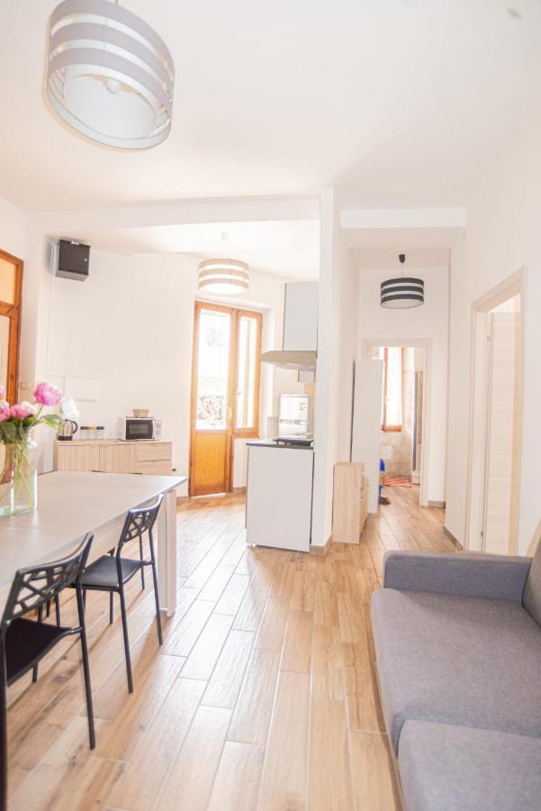 Valery Apartments ألغيرو المظهر الخارجي الصورة