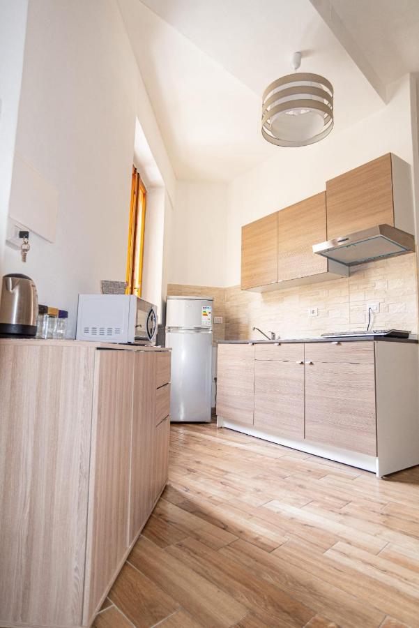 Valery Apartments ألغيرو المظهر الخارجي الصورة